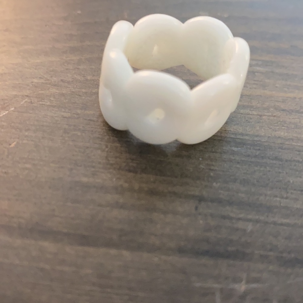 Ring - Picture 3 of 3